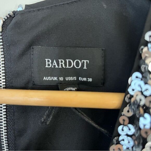 Bardot Sequin Long Sleeve Mini Dress Wrap Front Silver Size 6 NWT - Picture 6 of 9